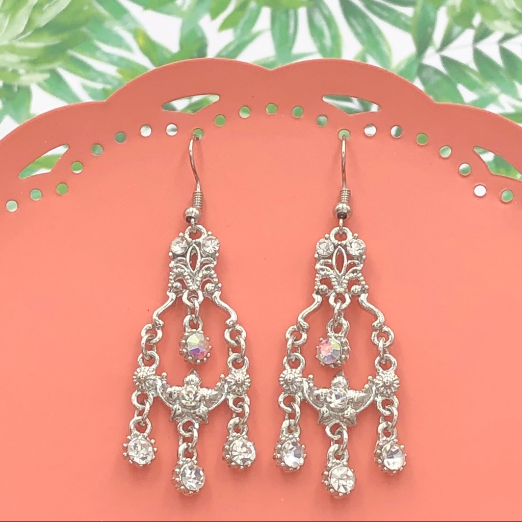 Silver Rhinestone Chandelier Vintage Look Dangle Earrings 16$